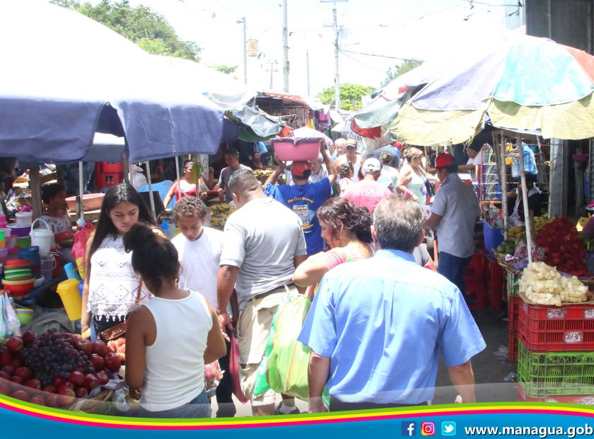 PORTADA. RECORRIDO POR MERCADOS CAPITALINOS