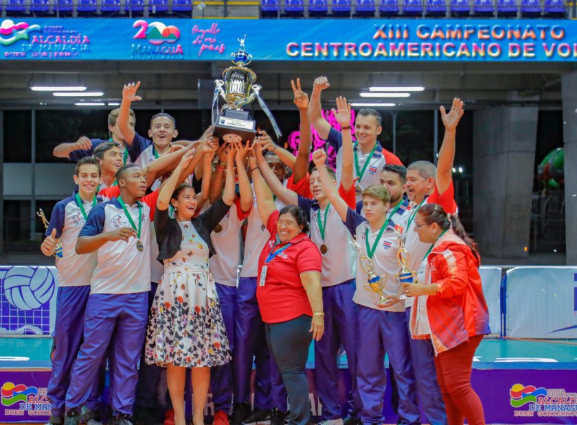 PORTADA. CLAUSURA DEL XIII CAMPEONATO CENTROAMERICANO DE VOLEIBOL